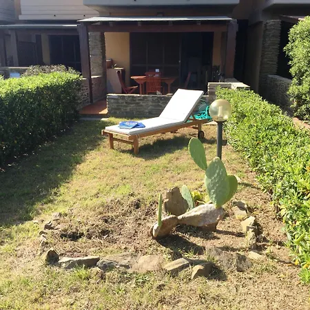 Holiday home Sardinia Re - Casa Ibiscus